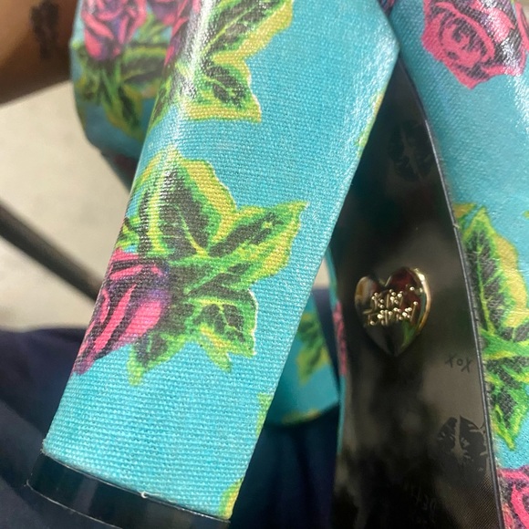 Betsy Johnson Peep Toe Heels - Picture 7 of 8